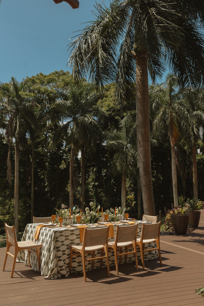 Oahu intimate wedding photographers