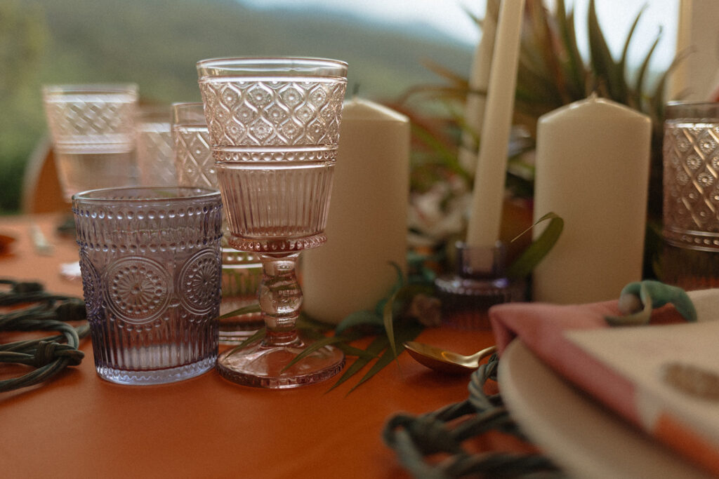 Oahu Destination Wedding Photographer - tablescape